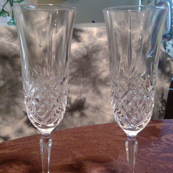 Pair - Cristal D'Arques Durand "MASQUERADE" Crystal Champagne Glasses 7 7/8" - Picture 1 of 2